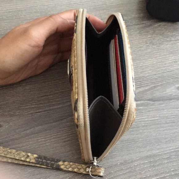 Coach Wristlet - Picture 6 of 7